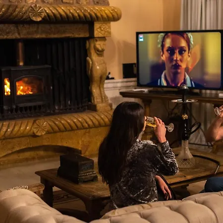 Grand Mansion & * Phrenaros