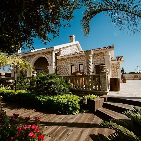 Villa Grand Mansion &