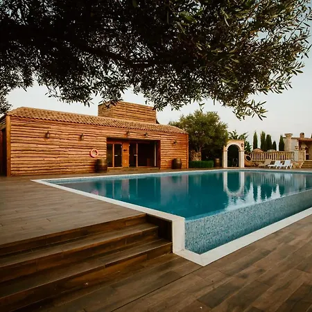 Villa Grand Mansion & Phrenaros