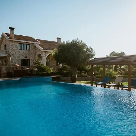 Grand Mansion & Villa *