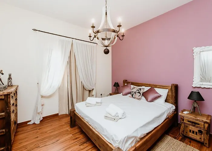 ヴィラ Grand Mansion & Phrenaros