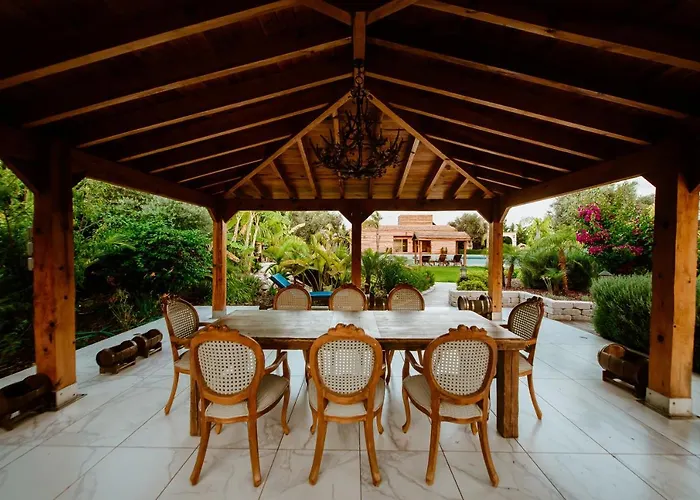 Grand Mansion & * Phrenaros